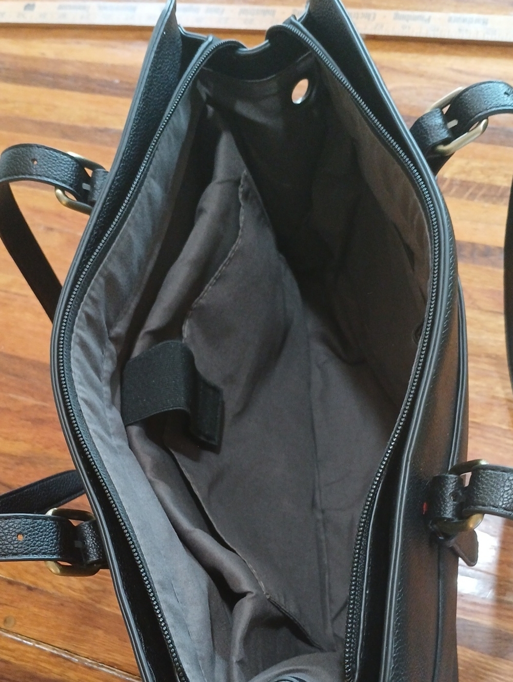 Ecosusi Vegan Leather Laptop Tote Bag - Picture 8 of 11